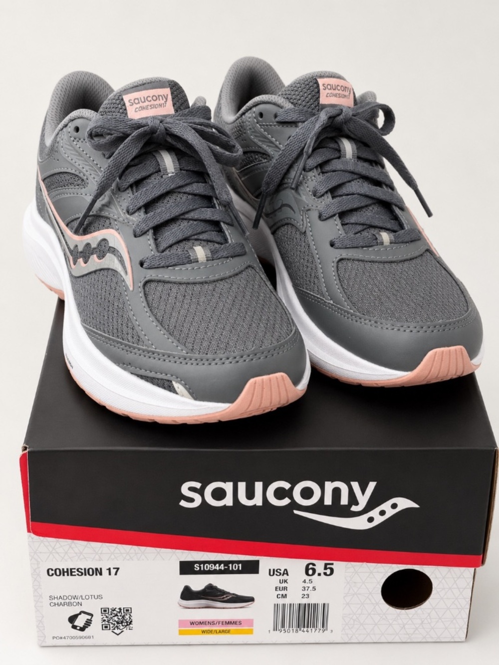 Saucony Cohesion 17 Running / Walking Tennis Shoes 6.5 👟- Only worn once!